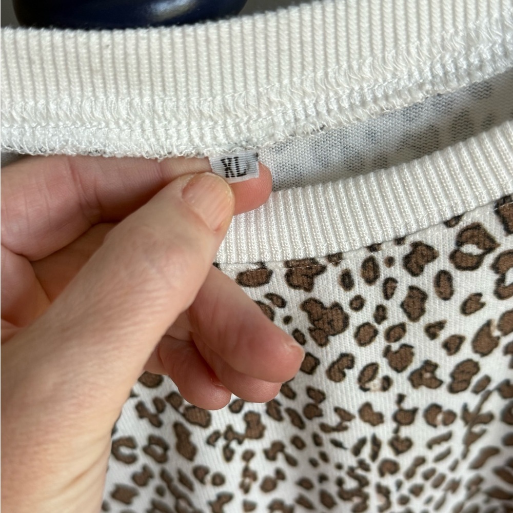 Source Unknown Leopard Print Sweatshirt - image 4